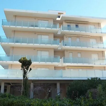 Apartment L07 Ampio Fronte Mare Marcelli
